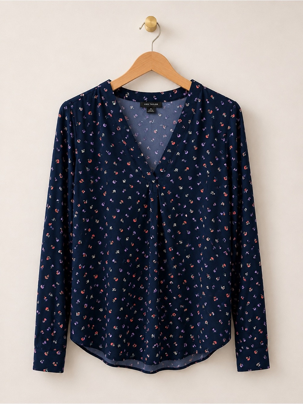 Ann Taylor Navy Floral Print V-Neck Blouse XXS Long Sleeve